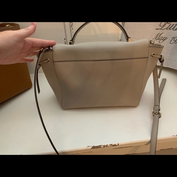 kate spade crossbody - Picture 2 of 4